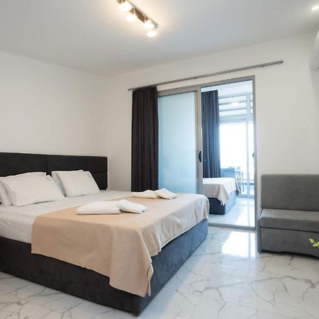 Avgerinos Apartments Полихроно Экстерьер фото