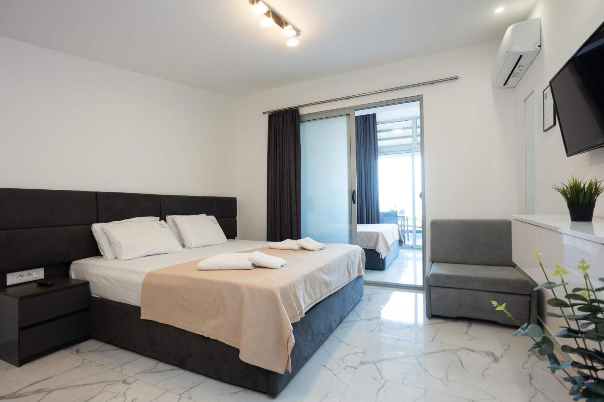Avgerinos Apartments Полихроно Экстерьер фото